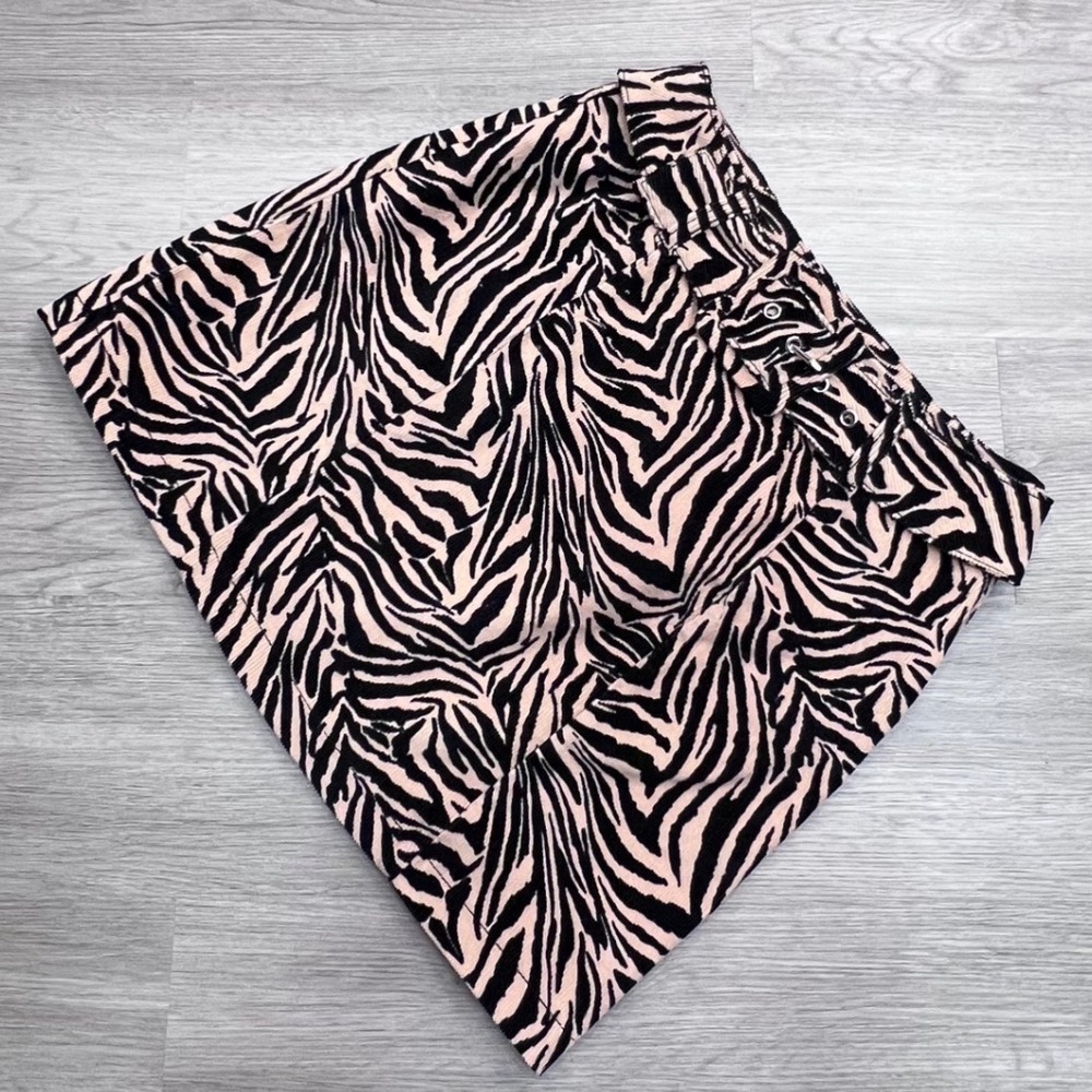 Wild Fable Pink Zebra Print Corduroy Mini Skirt with Belt Size 0 F00241427